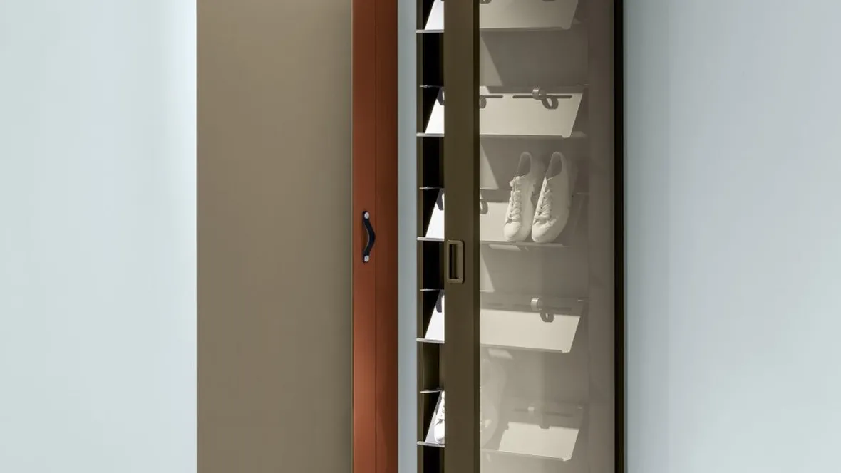 Scarpiera specchiera Bo Bo One di Kristalia