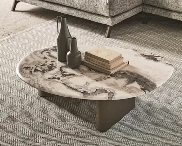 Tavolino in marmo con base in legno laccato Callisto di Porada