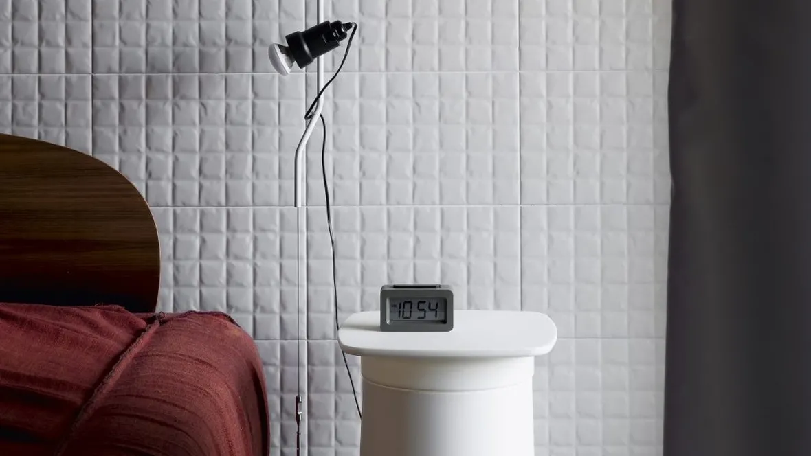 Tavolino contenitore Degree in polipropilene bianco di Kristalia