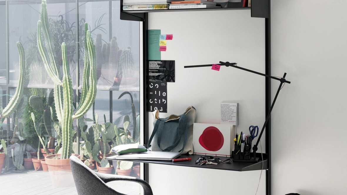 Scrittoio Dot di Kristalia