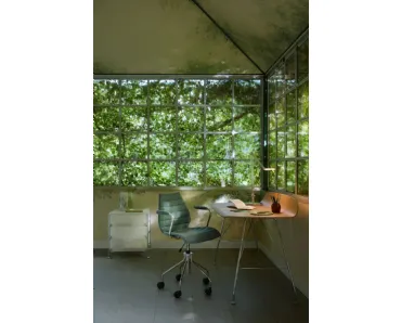 Scrittoio Earl of Wood di Kartell