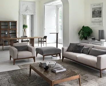 Pouf Fellow in legno con cuscino imbottito di Porada