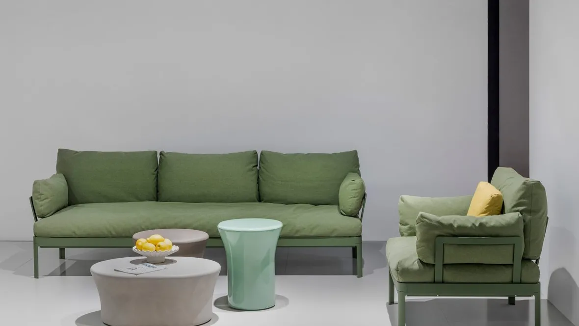 Tavolino Fun-Go in argilla o smaltato di Kristalia