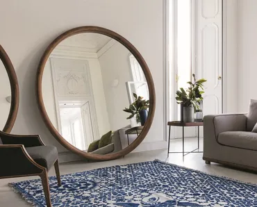 Specchio tondo da appoggio con cornice in legno massello Giove di Porada