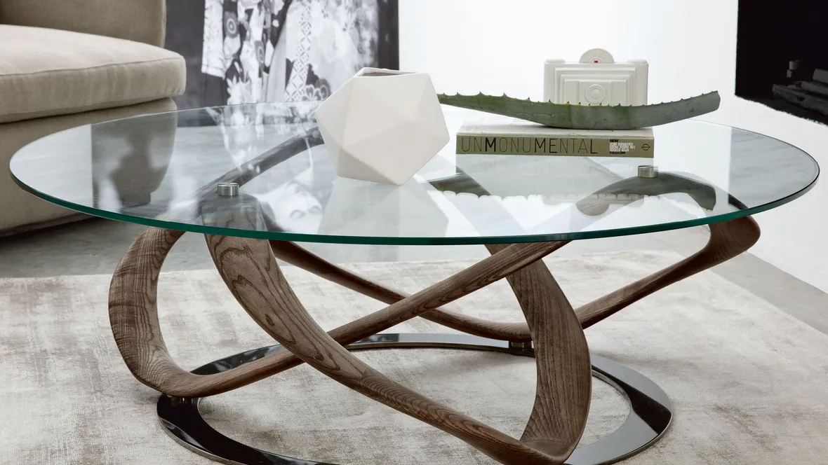 Tavolino in cristallo con base in legno massello Infinity di Porada