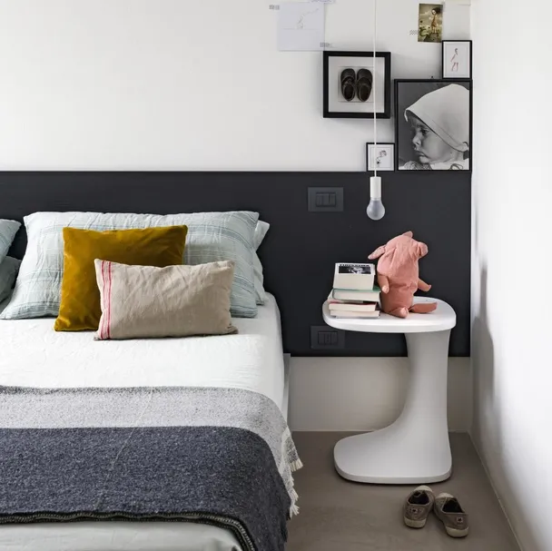 Tavolino in plastica Font di Kristalia