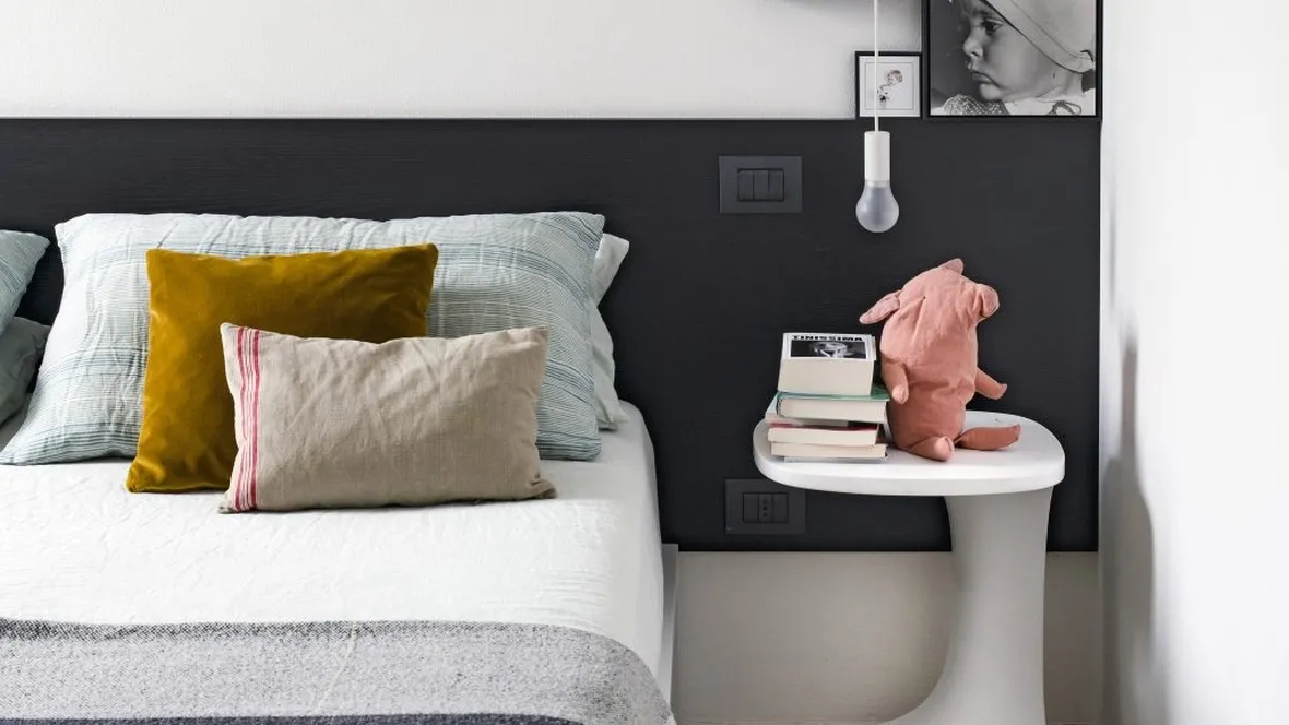 Tavolino in plastica Font di Kristalia