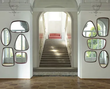 Specchi con cornice in noce Mix di Porada