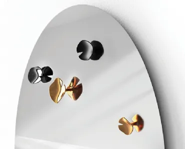 Appendiabiti con specchio Nina Mirror di Minotti Italia