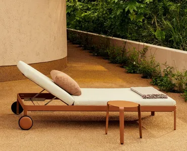 Tavolino impilabile in alluminio Palette di Kristalia