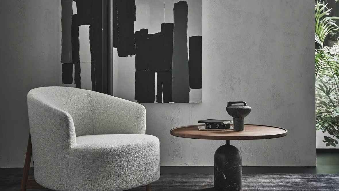 Tavolino in legno con base in marmo Ekero di Porada