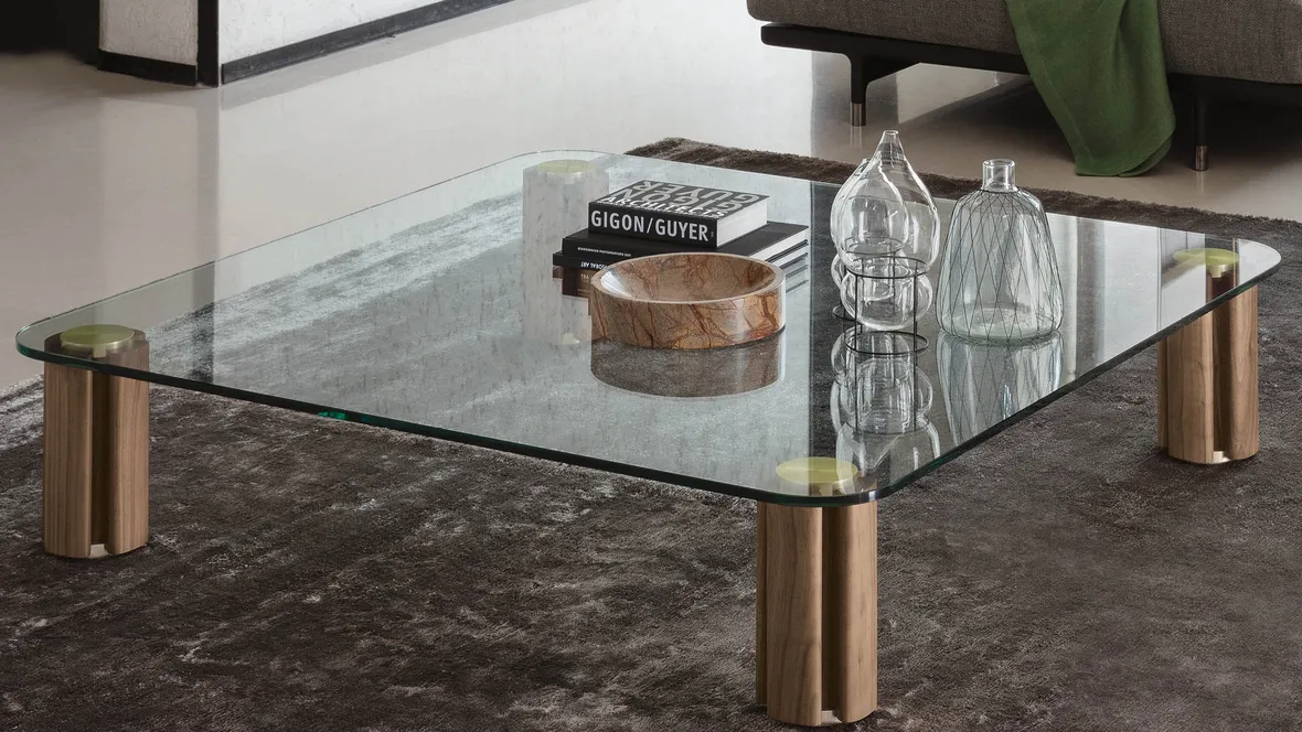 Tavolino quadrato basso con piano in cristallo trasparente Quadrifoglio di Porada