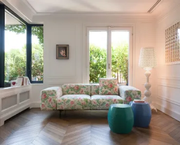 Tavolino Roy in tecnopolimero termoplastico di Kartell