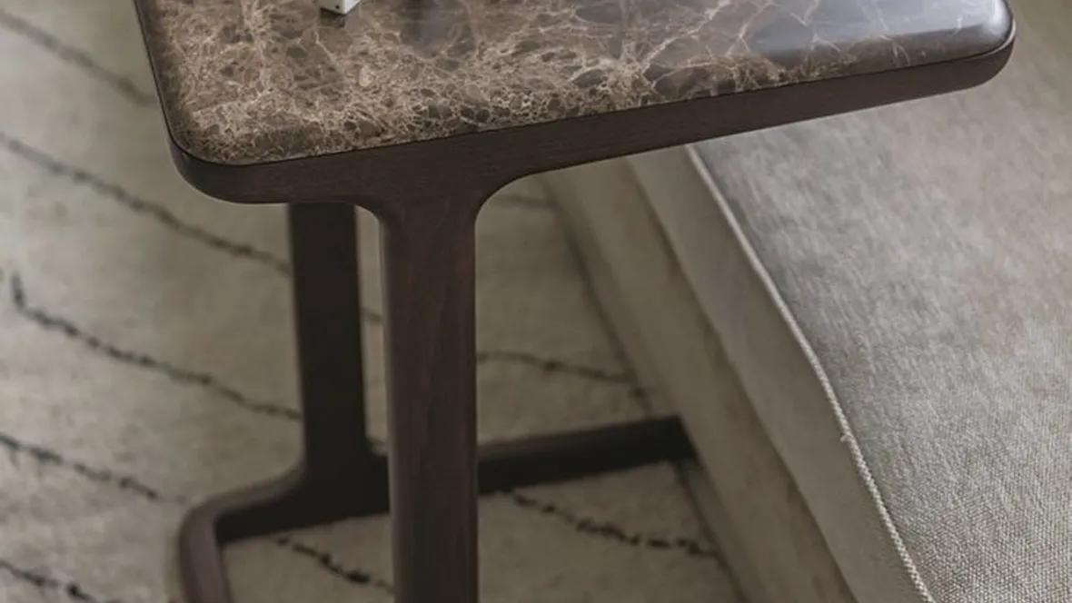 Tavolino con top in marmo e struttura in massello di frassino Script 45 di Porada