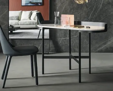 Scrittoio Asia con top in marmo e struttura in metallo di Bonaldo