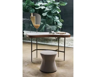 Scrittoio Venus con top in ceramica e legno e struttura in metallo di Bonaldo