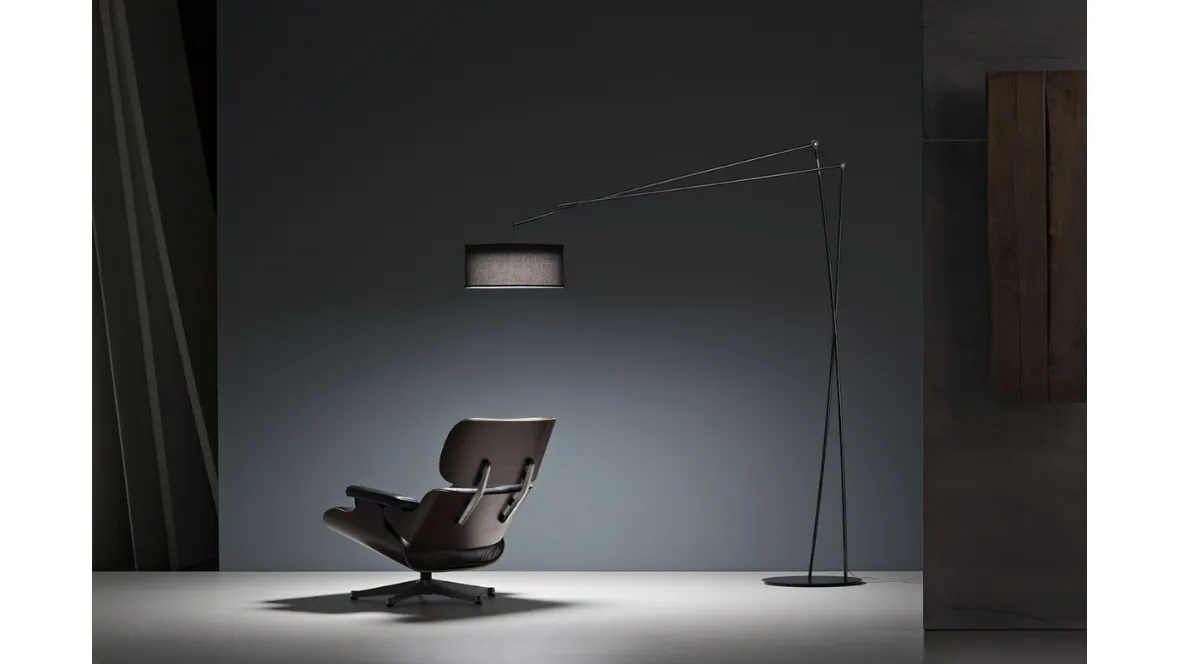 Lampada da terra in alluminio Effimera di Prandina