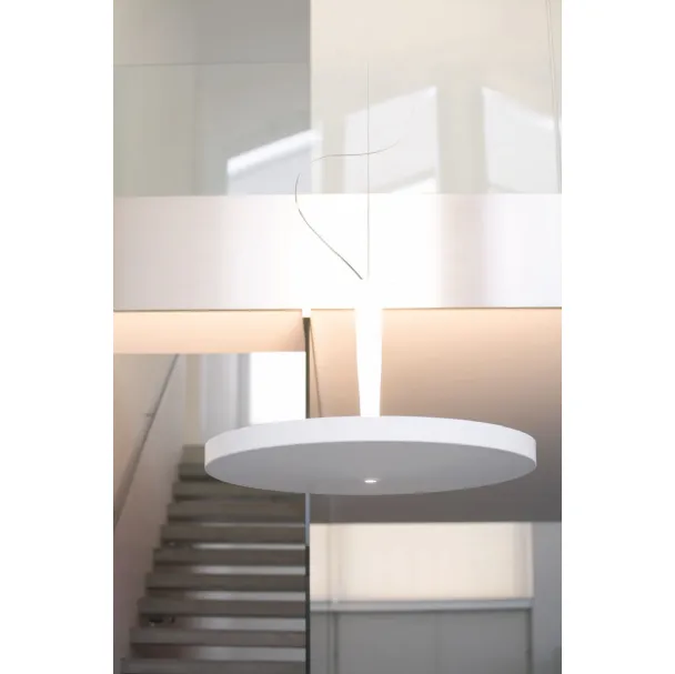 Lampada a sospensione in alluminio verniciato bianco Equilibre di Prandina