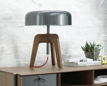 Lampada da tavolo in legno Pileo di Porada