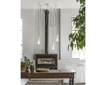 Lampada a sospensione con lampadina a goccia Ready White di Caos Creativo by Rossi&Co