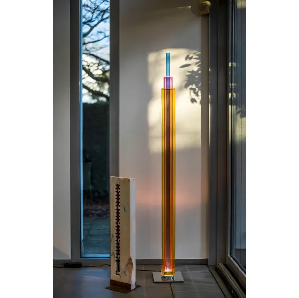 Lampada da terra Uptown di Foscarini