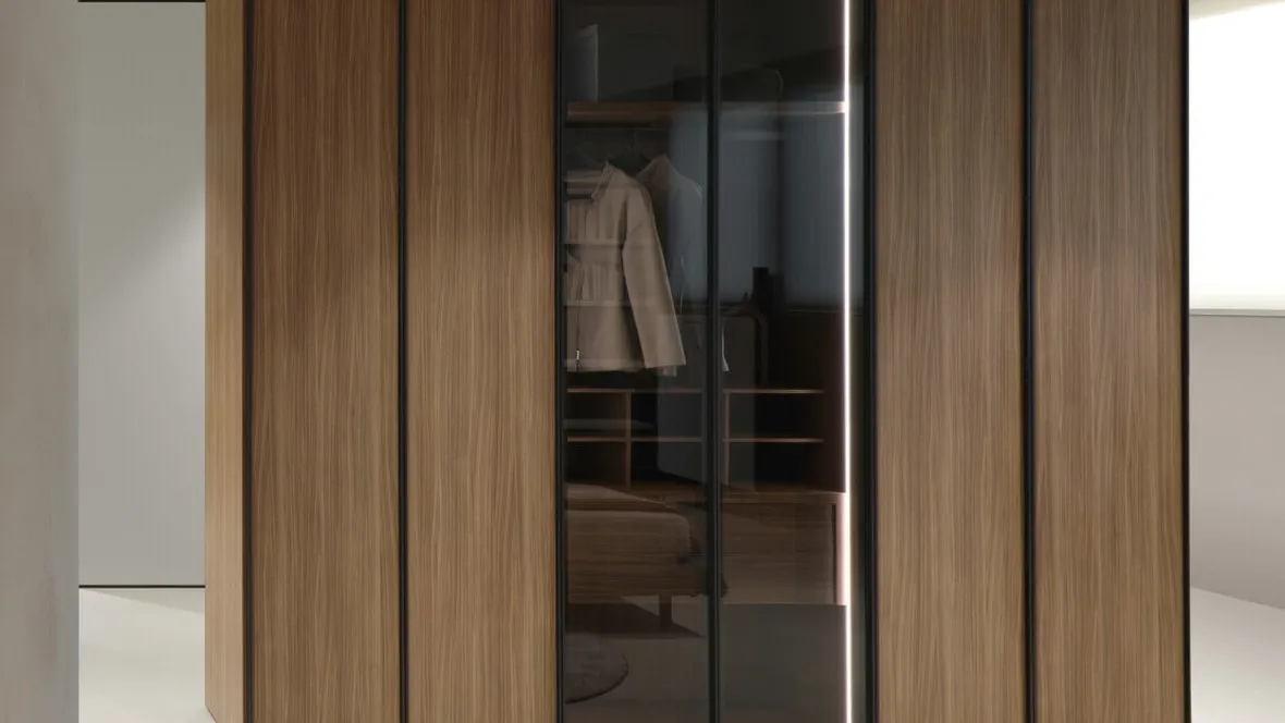 Armadio Alterna con ante battenti City Noce e Glass di Zalf