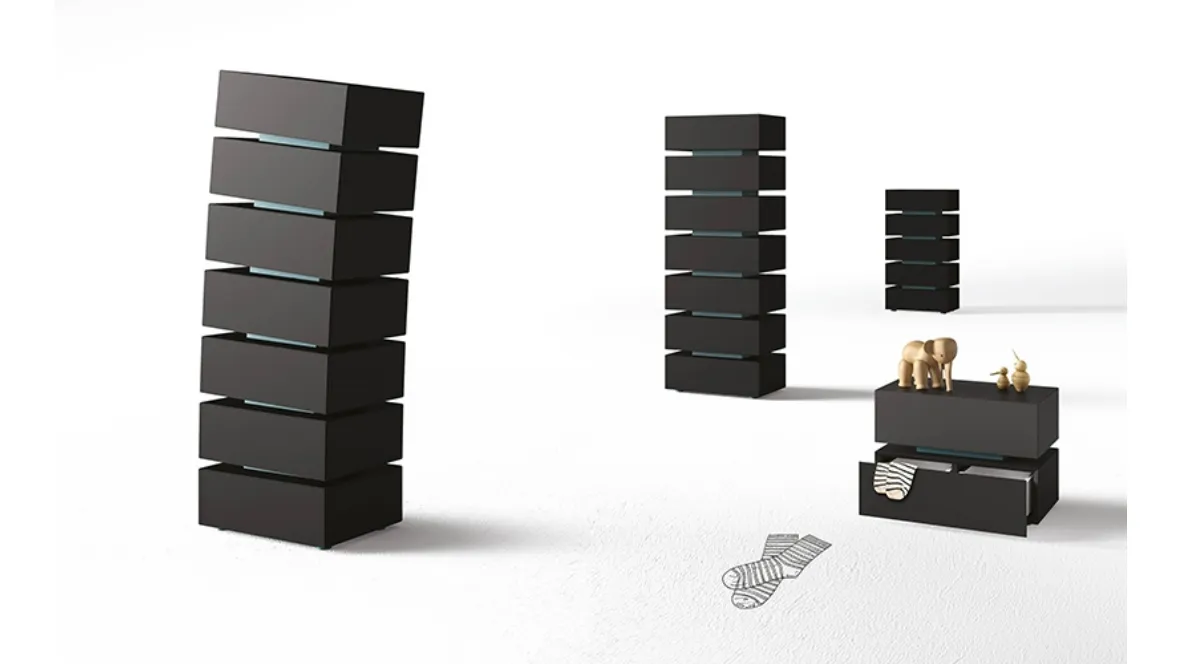 Comodino e Cassettiera NYC & Pisa in legno laccato di Minotti Italia