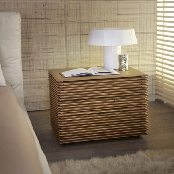 Comodino Riga di Porada