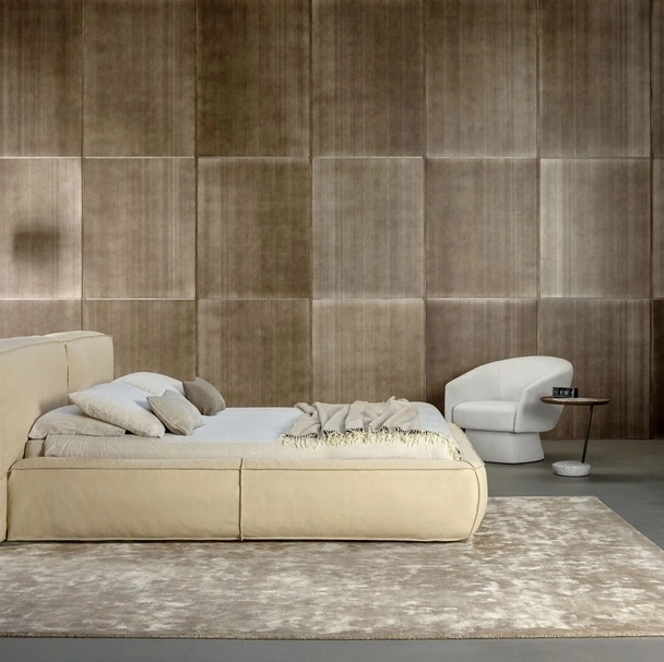Letto Fluff in pelle di Bonaldo