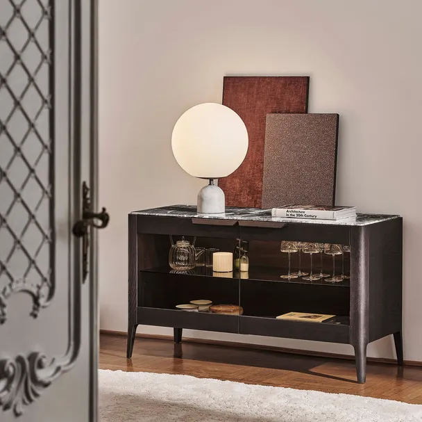 Madia Atlante 06 in legno con ante in vetro di Porada