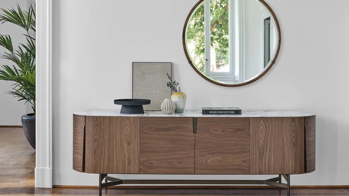 Madia Tylsa 240 in noce canaletto di Porada