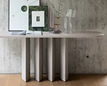 Mobile ingresso Geometric Console in finitura argilla di Bonaldo