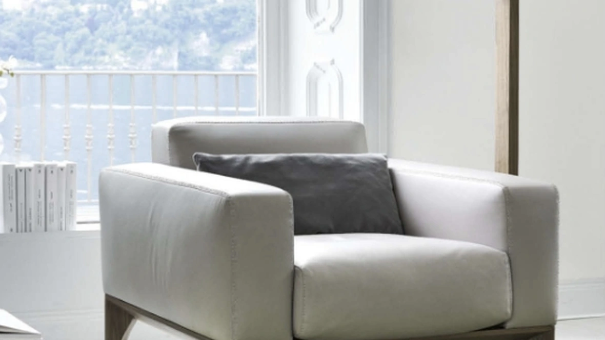 Poltrona Fellow di Porada