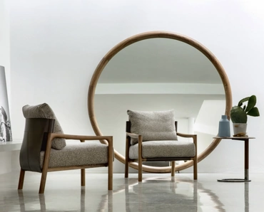 Poltrona Vera in tessuto, cuoio e legno di Porada