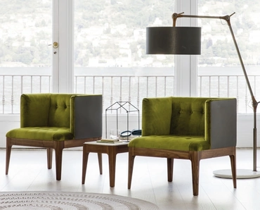 Poltroncina Wendy in velluto trapuntato di Porada