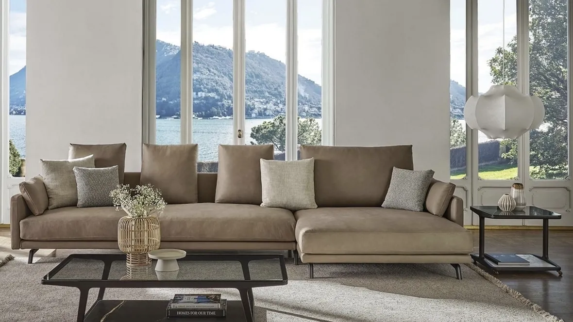 Salotto con penisola Etienne di Porada