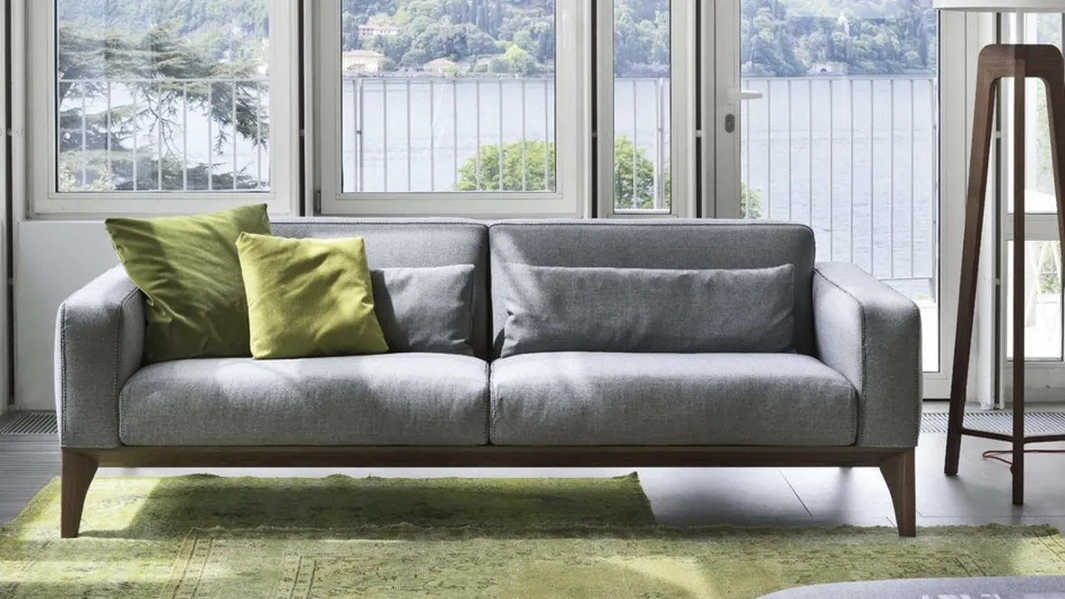 Divano lineare Fellow di Porada