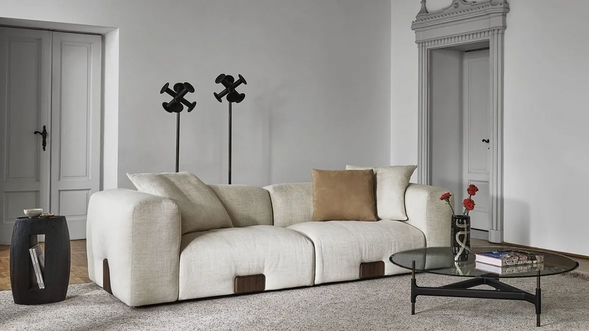 Divano lineare Koji di Porada