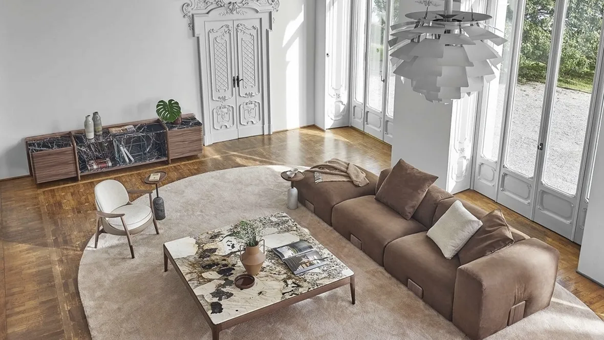 Divano lineare Koji di Porada