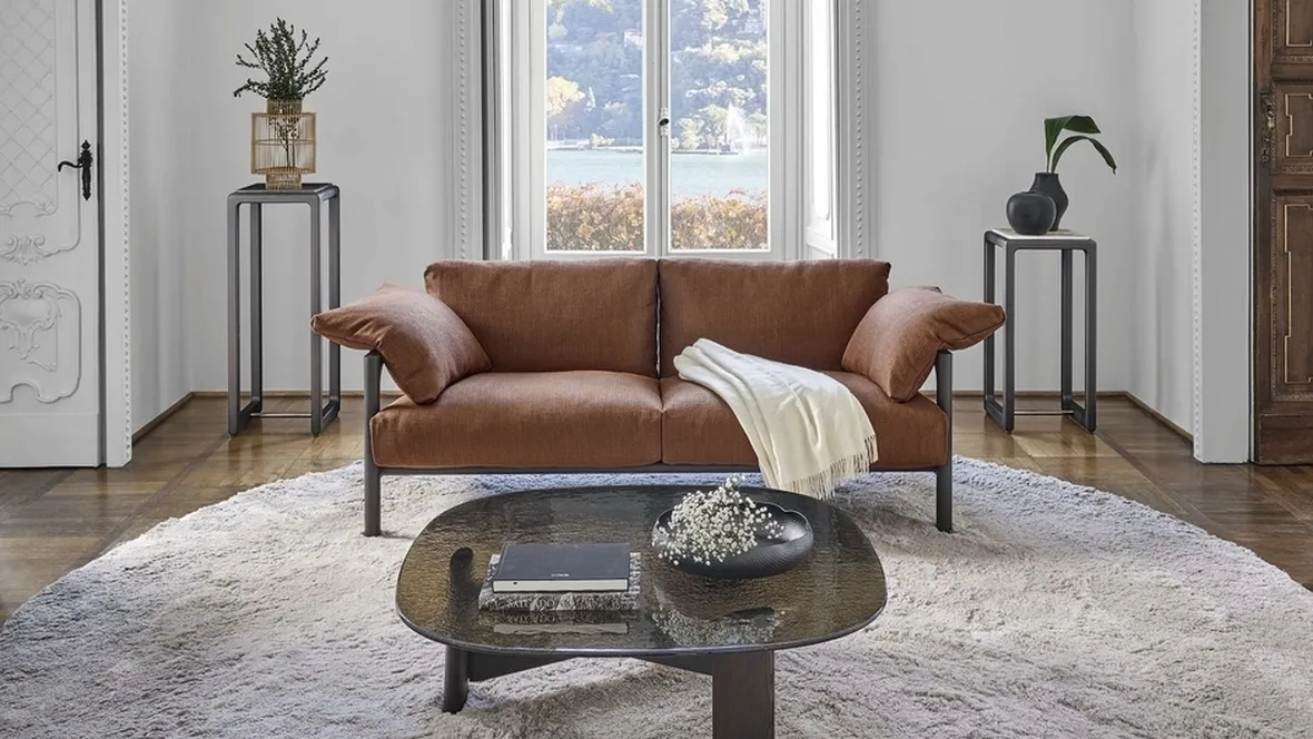 Divano lineare Vera di Porada