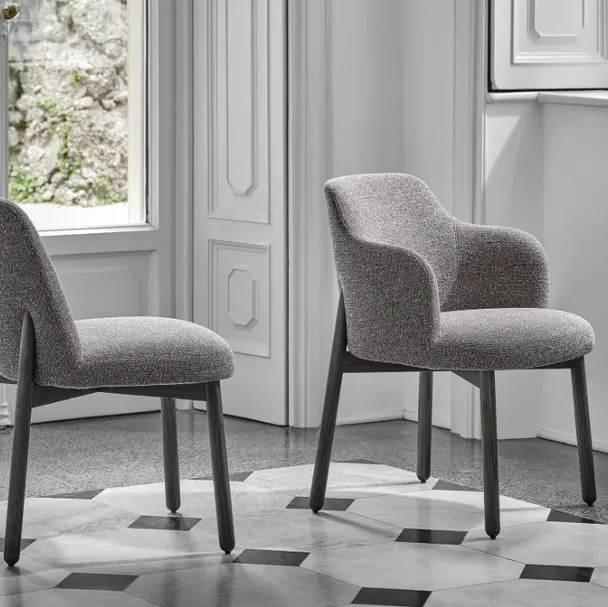 Sedia Abby in tessuto imbottito di Porada