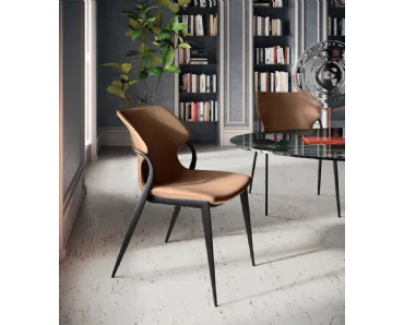 Sedia Batlò in pelle di Scavolini