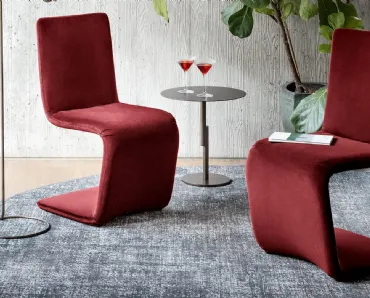 Sedia di design Venere completamente rivestita in tessuto imbottito di Bonaldo