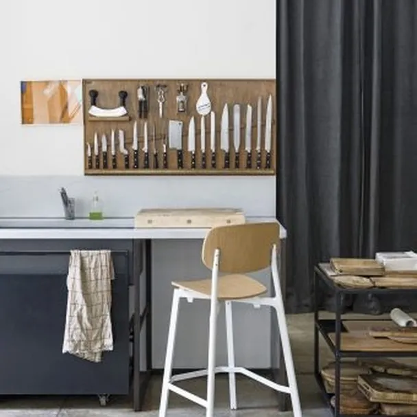 Sgabello Colander Wood di Kristalia