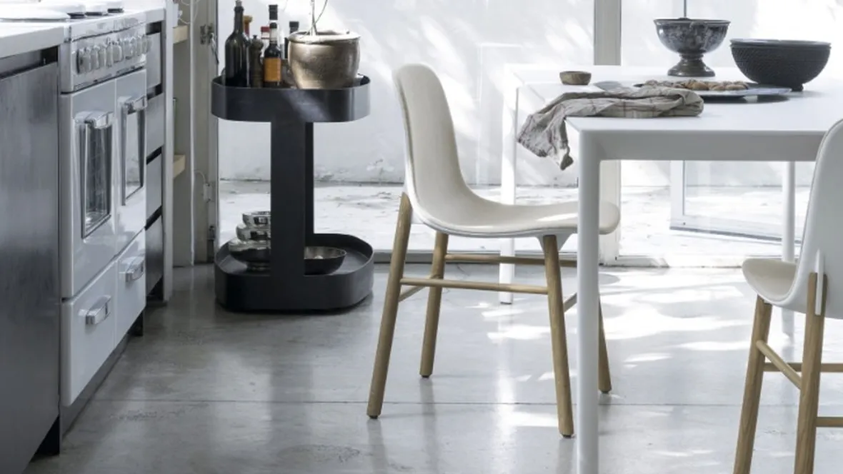 Sedia Shark di Kristalia