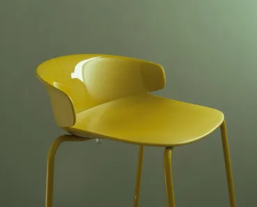 Sgabello Sixties in polipropilene di Scavolini