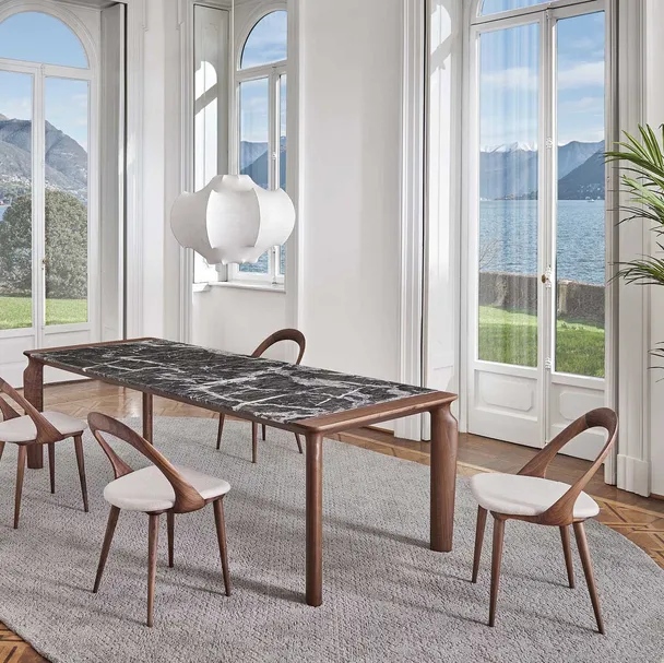 Tavolo Amphora di Porada