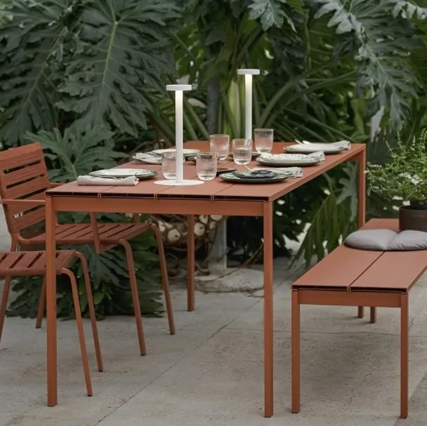 Tavolo Be-Easy Slatted di Kristalia