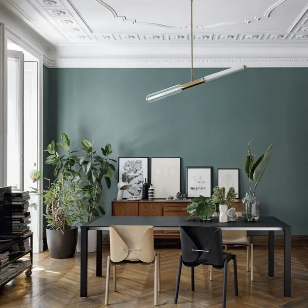 Tavolo allungabile in laminato con gambe in alluminio Sushi di Kristalia