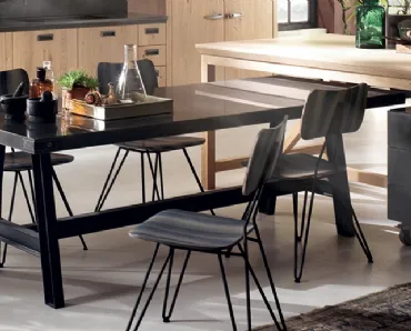 Tavolo Misfit in acciaio di Scavolini